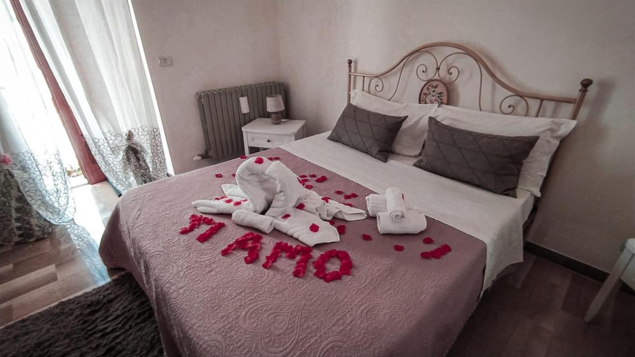 אלברובלו "B&B La Lanterna" Trulli & Dimore Storiche מראה חיצוני תמונה